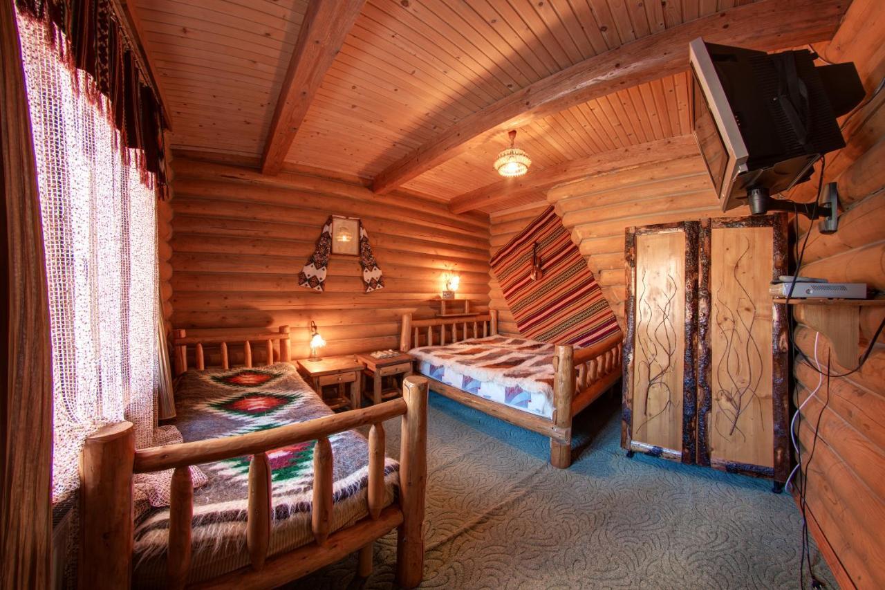 Hotel Gutsulia Bukovel Room photo